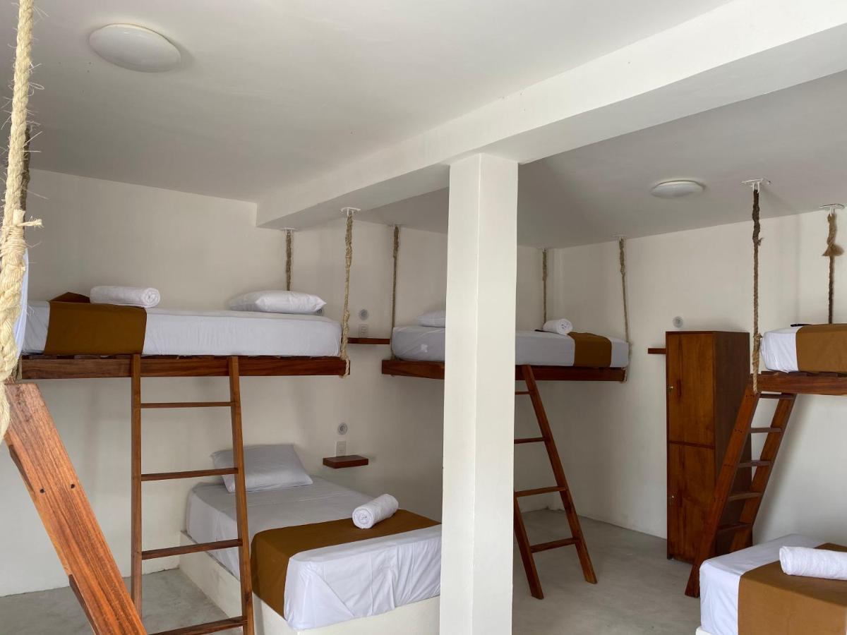 Xibalba In Town Hostel Бакалар Екстериор снимка